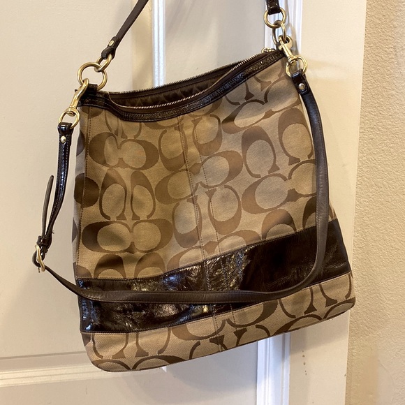 Large Coach crossbody bag - Picture 1 of 3